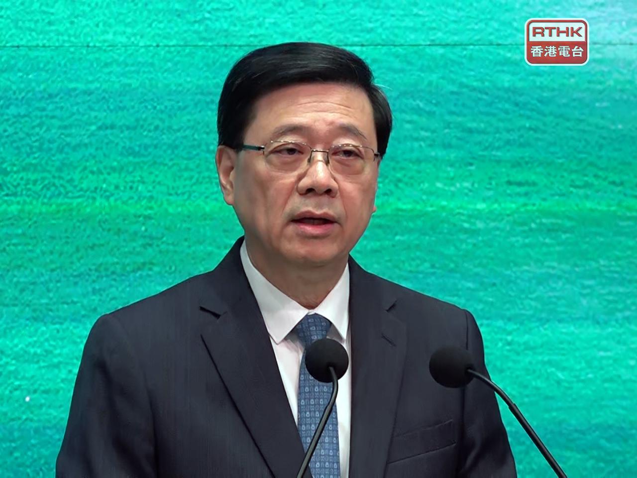 李家超表示，政府會全力滅蚊，確保不會在本地紮根，同時要讓市民知道怎樣防範。（郭志強攝）