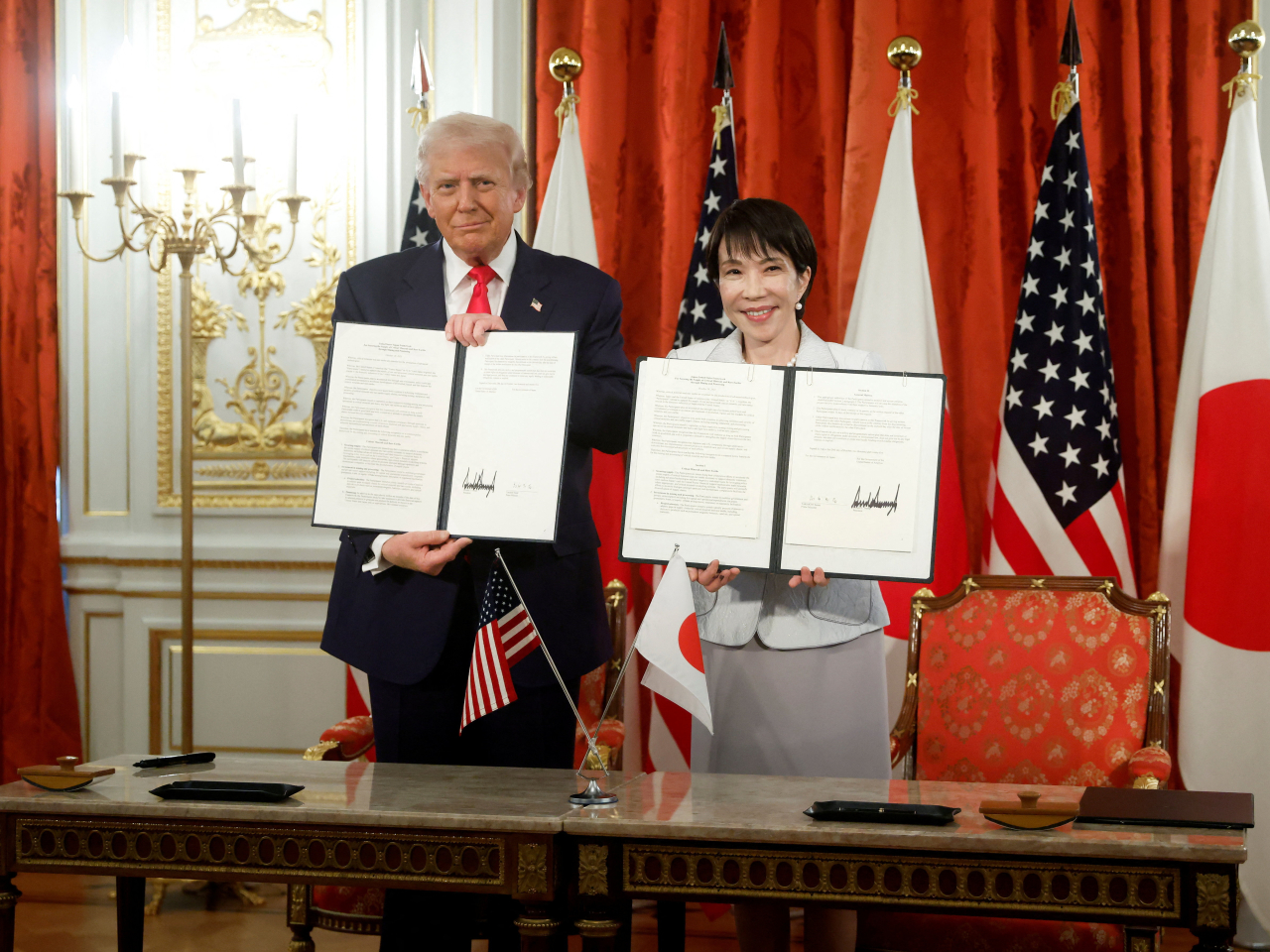 白宮表示,兩人領袖簽署美日同盟協議,以及確保稀土和關鍵礦產供應的協議。(路透社)