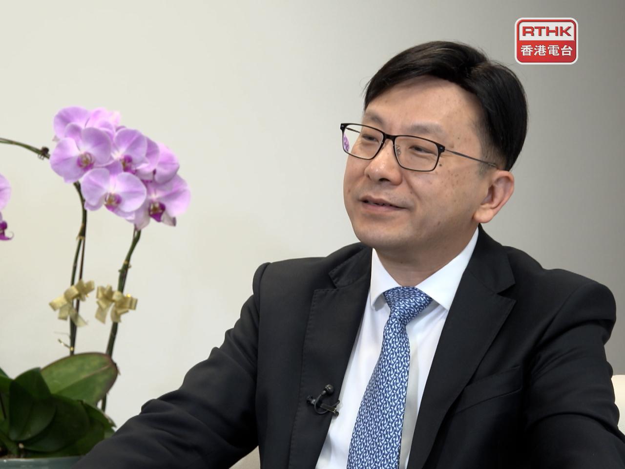 孫玉菡表示,在公屋的大數據因為有名冊作依照,基本上都能找到被認為風險較高的長者,但是有些地方並不容易,例如「三無大廈」、偏遠社區。(港台圖片)