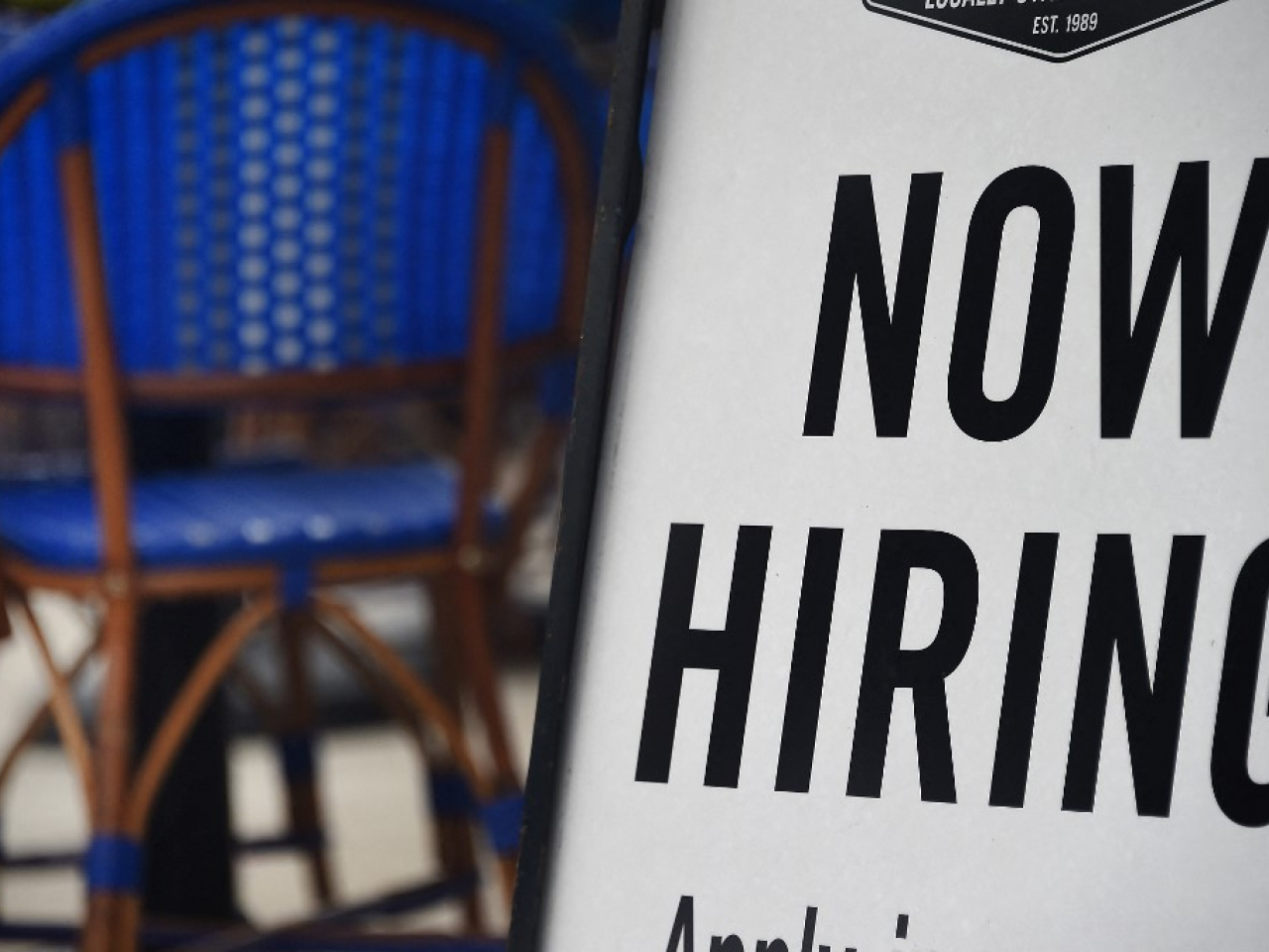 人力資源顧問公司ADP發布全新數據，顯示截至本月11日的四個星期，美國私人市場平均新增就業職位有逾1.4萬個。（法新社資料圖片）
