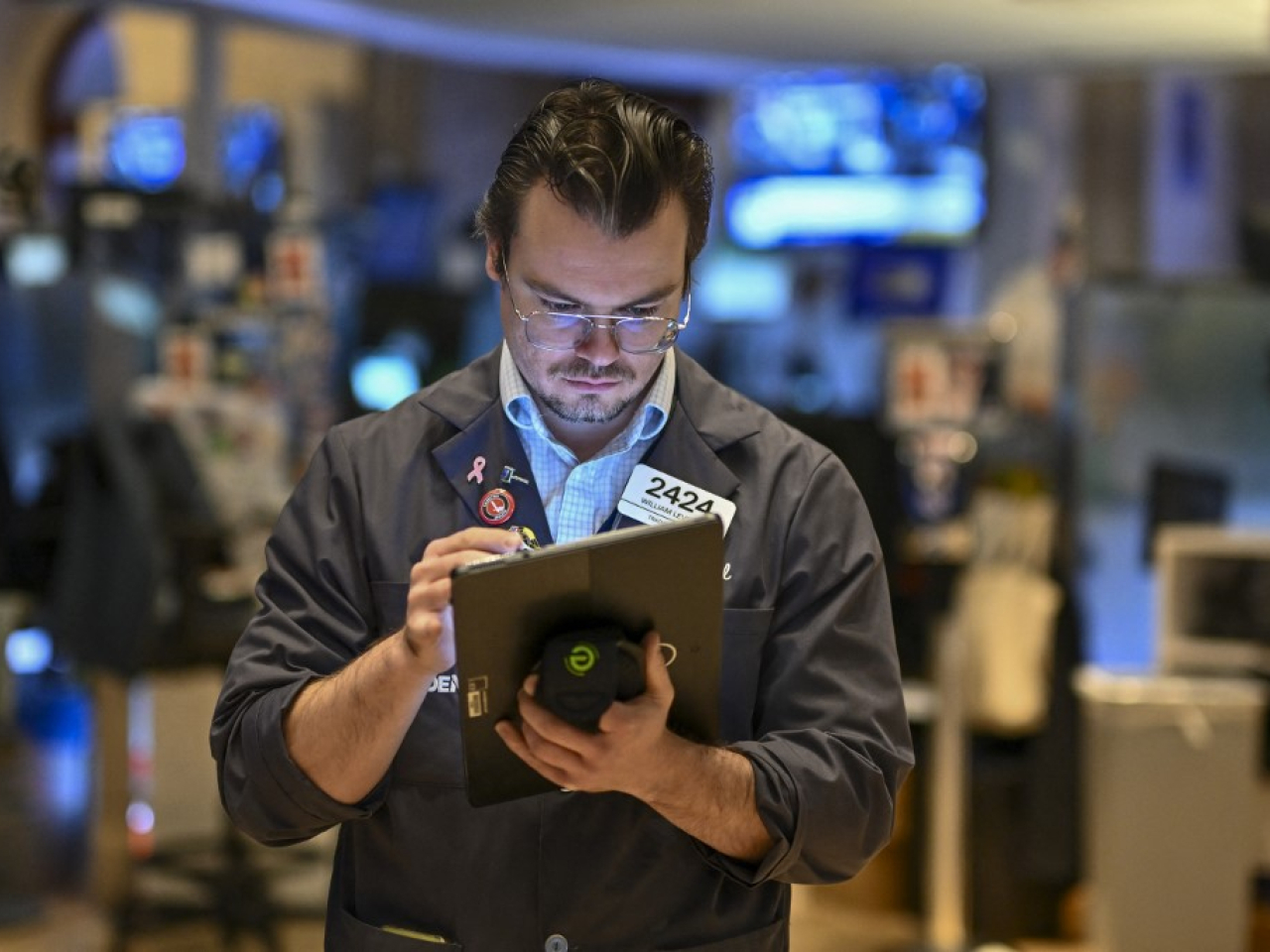 道瓊斯指數較早時報47563點，跌68點，跌幅0.14%。（法新社資料圖片）