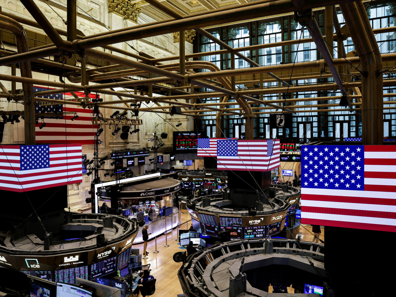 Gaining ground on Friday were the Dow, up 40 points to 47,562, the S&P 500, up 17 points to 6,840 and the Nasdaq, up 143 points to 23,724. File photo: Reuters