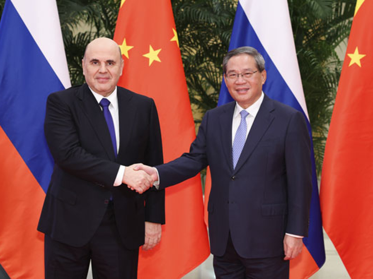 國務院總理李強在杭州，與俄羅斯總理米舒斯京共同主持中俄總理定期會晤。（外交部網站圖片）