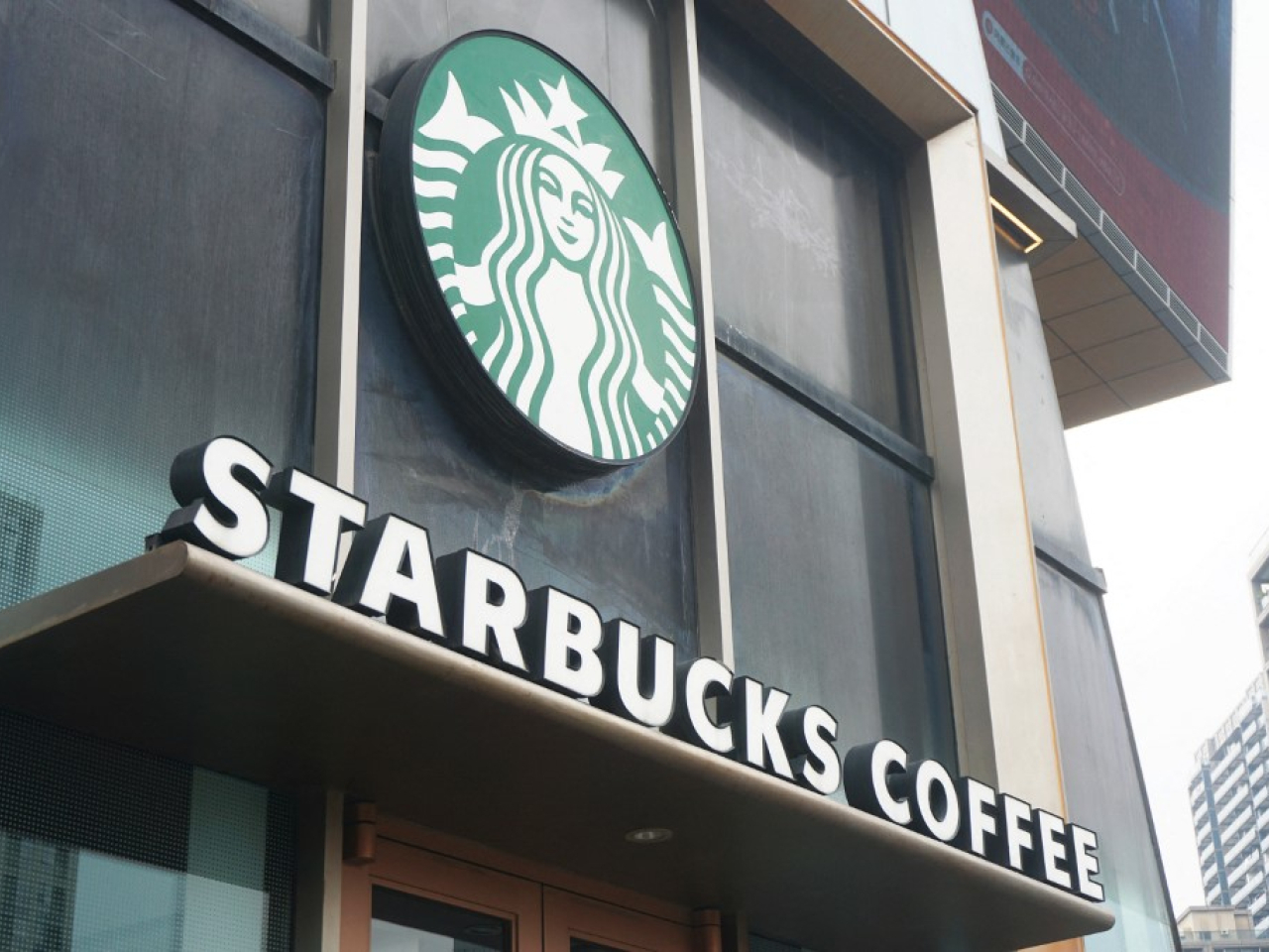 星巴克將中國業務控制權出售予投資公司博裕資本，交易估值40億美元。（法新社資料圖片）