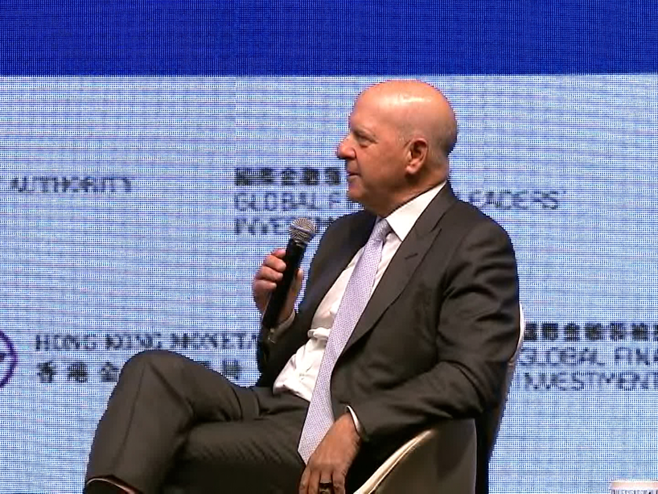 高盛蘇德巍提到，去年至今，中國股市已大幅反彈，估計明年表現將保持穩定。