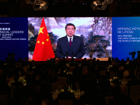 何立峰寄語本港進一步主動深入對接國家發展規劃