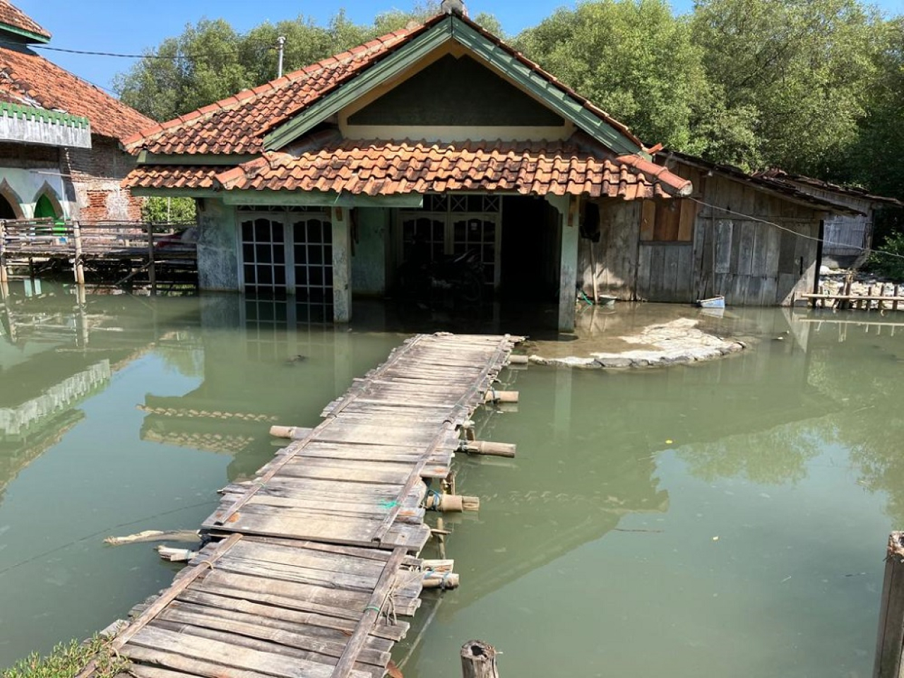 Heavy seasonal rains often cause flooding in Indonesia. File photo: Reuters