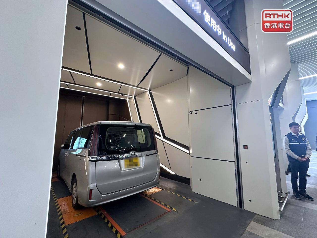 機管局預期，營運初期每日約有100輛車使用停車場。（仇志榮攝）