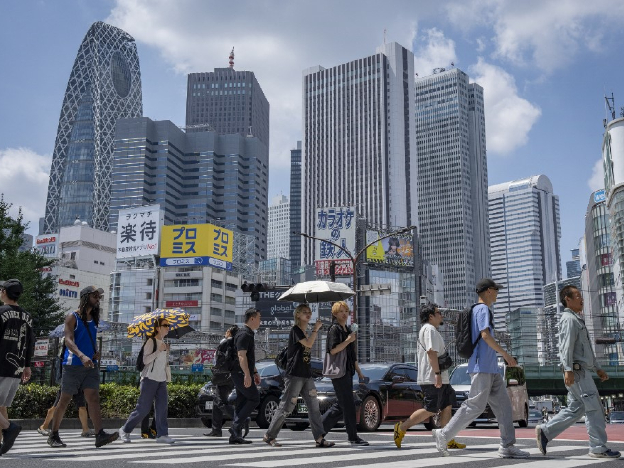 日本厚生勞動省公布，9月經通脹調整後的實質薪金按年跌1.4%，連跌9個月。（法新社資料圖片）