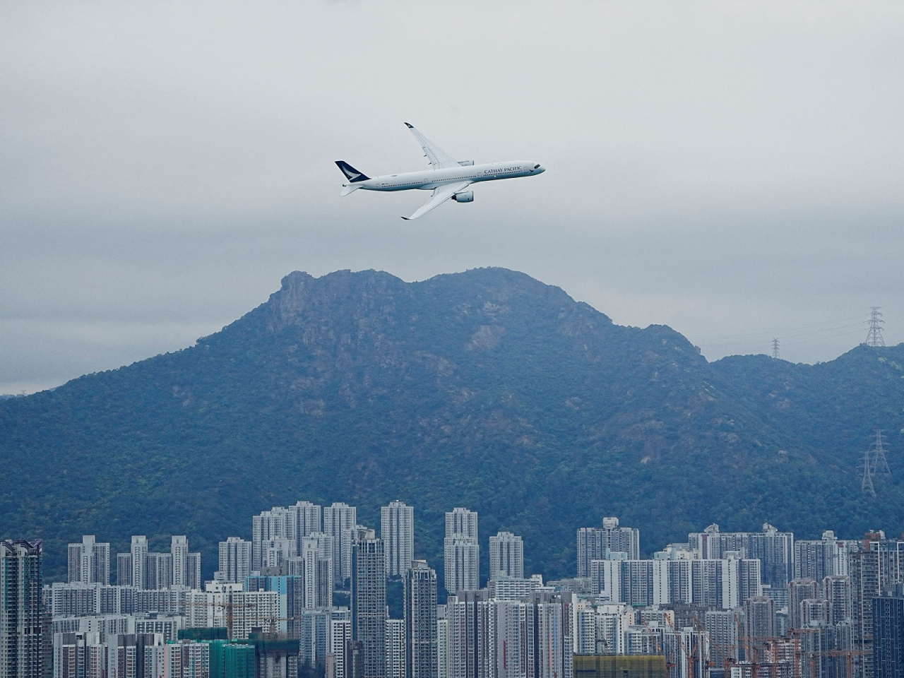 Cathay Chairman Patrick Healy said the stake buyback reflected "strong" confidence in the company's future. File photo: Reuters