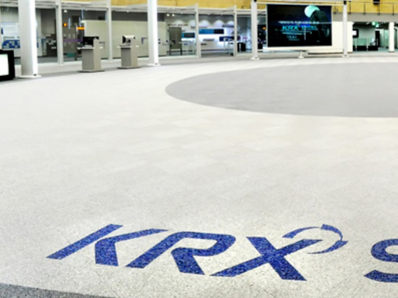 首爾綜合指數收市報3953點，跌幅1.81%。指數本周累計跌近4%。（交易所圖片）