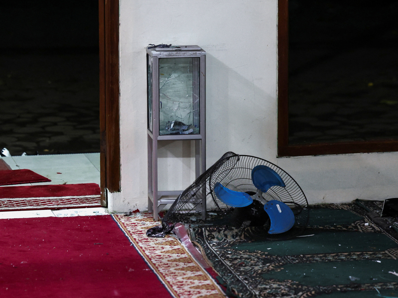 清真寺部分設施損毀嚴重。（路透社）