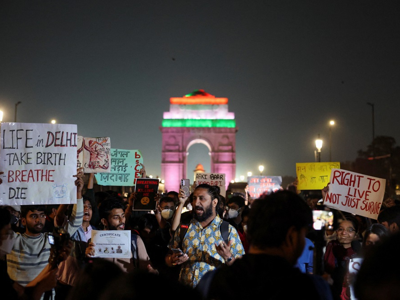 On Sunday, PM2.5 levels around the iconic India Gate were more than 13 times the World Health Organization's recommended daily maximum. Photo: Reuters