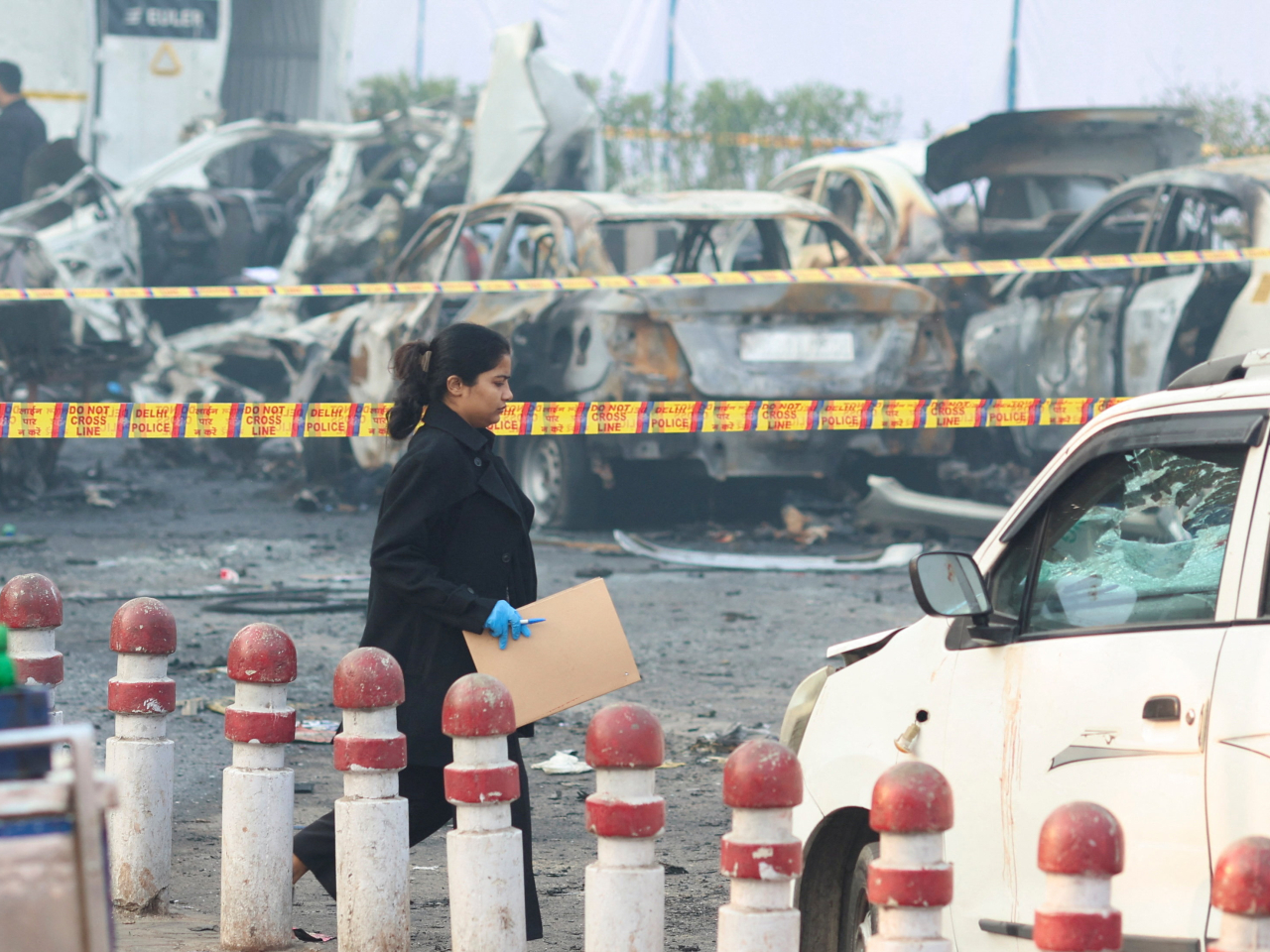 印度首都新德里的汽車爆炸案造成10人死亡，據報警方初步判斷是自殺式襲擊。（路透社）