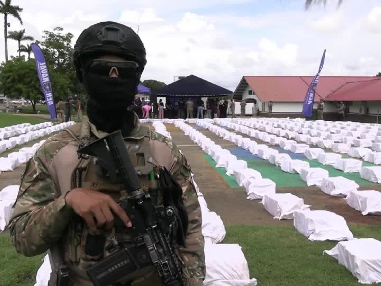 Panamanian authorities say the seizure of some 12 tonnes of suspected cocaine has dealt a significant blow to organised crime. Photo: Reuters