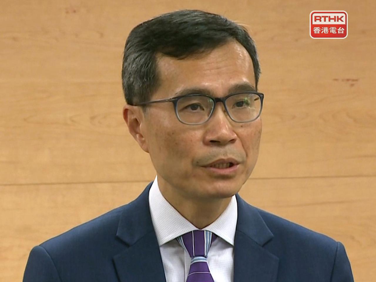 陸志聰表示，有關構思是醫生編配病人求診當刻，尚餘最快可以到診的檔期。（港台圖片）