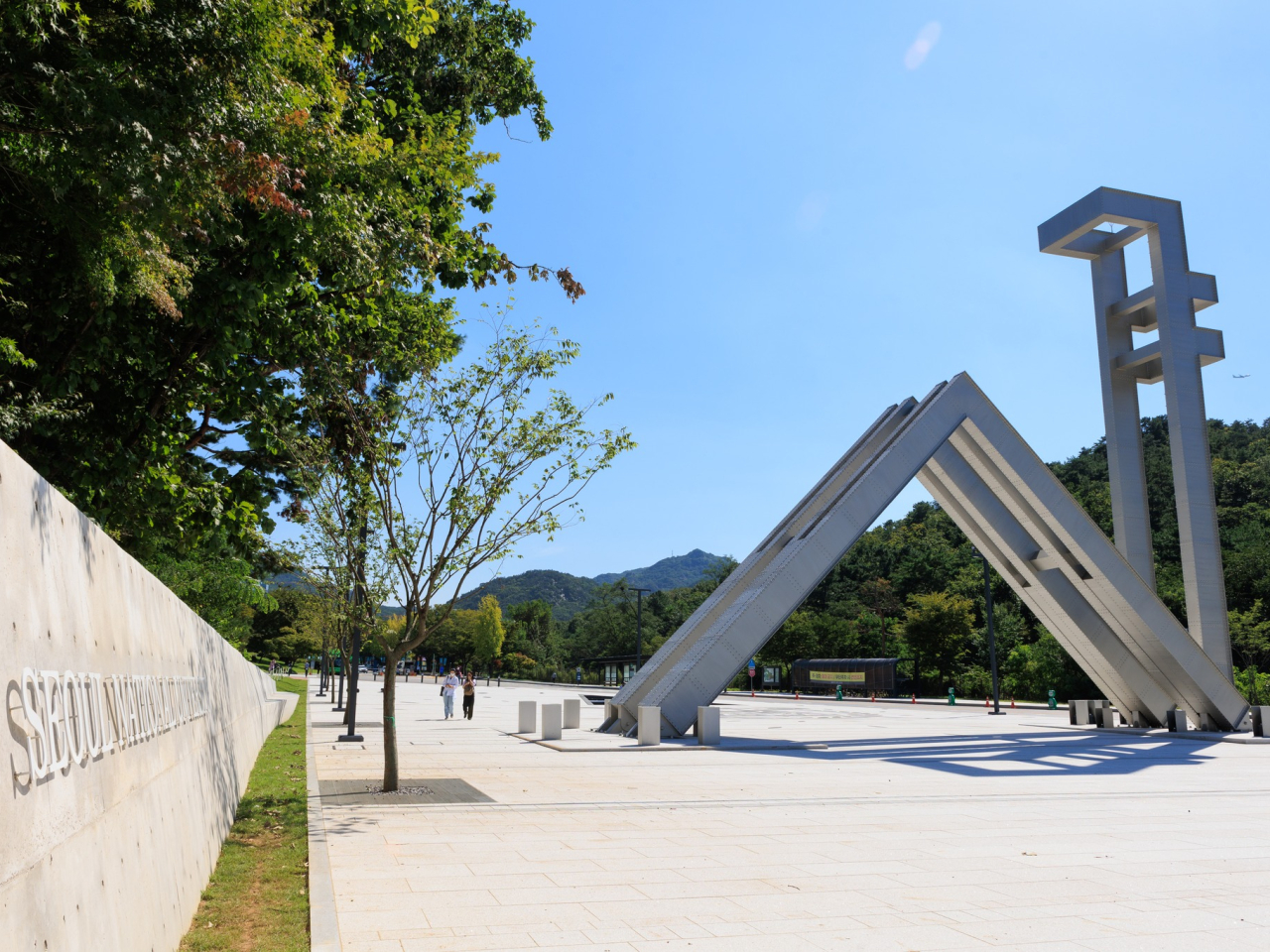 首爾大學「統計學實驗」課程部分學生在上月期中考試以AI工具作弊。（首爾大學網站圖片）