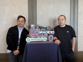 MemeStrategy收购藏卡品牌Grade 10。图右为MemeStrategy主席、9GAG联合创办人陈展程。图左为Grade 10董事总经理陈家健。（方嘉莉摄）