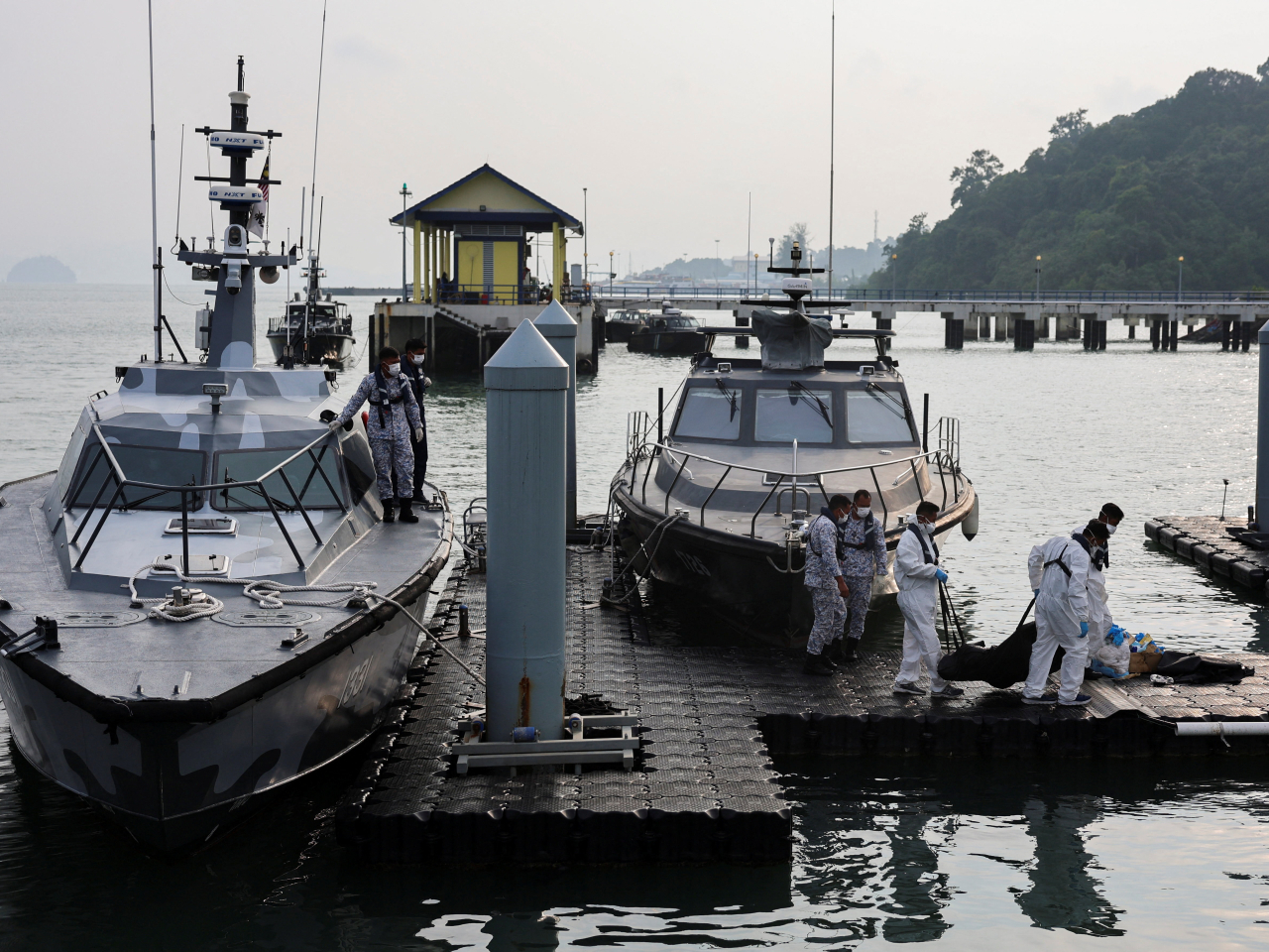 當局找到多具沉船遇難者遺體。（路透社資料圖片）