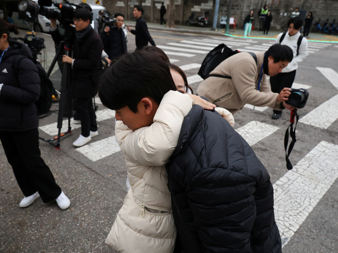 今年參加高考人數創2019年新高，預計大學入學競爭將空前激烈。(路透社)