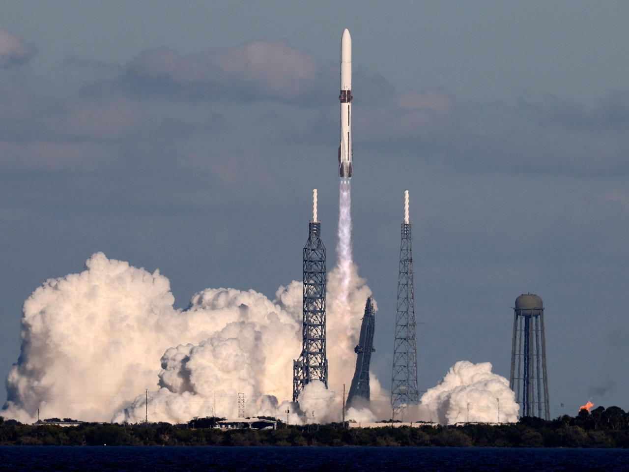 The Blue Origin New Glenn rocket propelled two satellites into outer space, ahead of a planned journey to Mars. Photo: Reuters