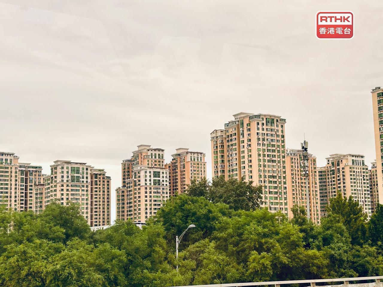 內地首10個月房地產開發投資按年下降14.7%，跌幅較首9個月擴大0.8個百分點。（港台圖片）