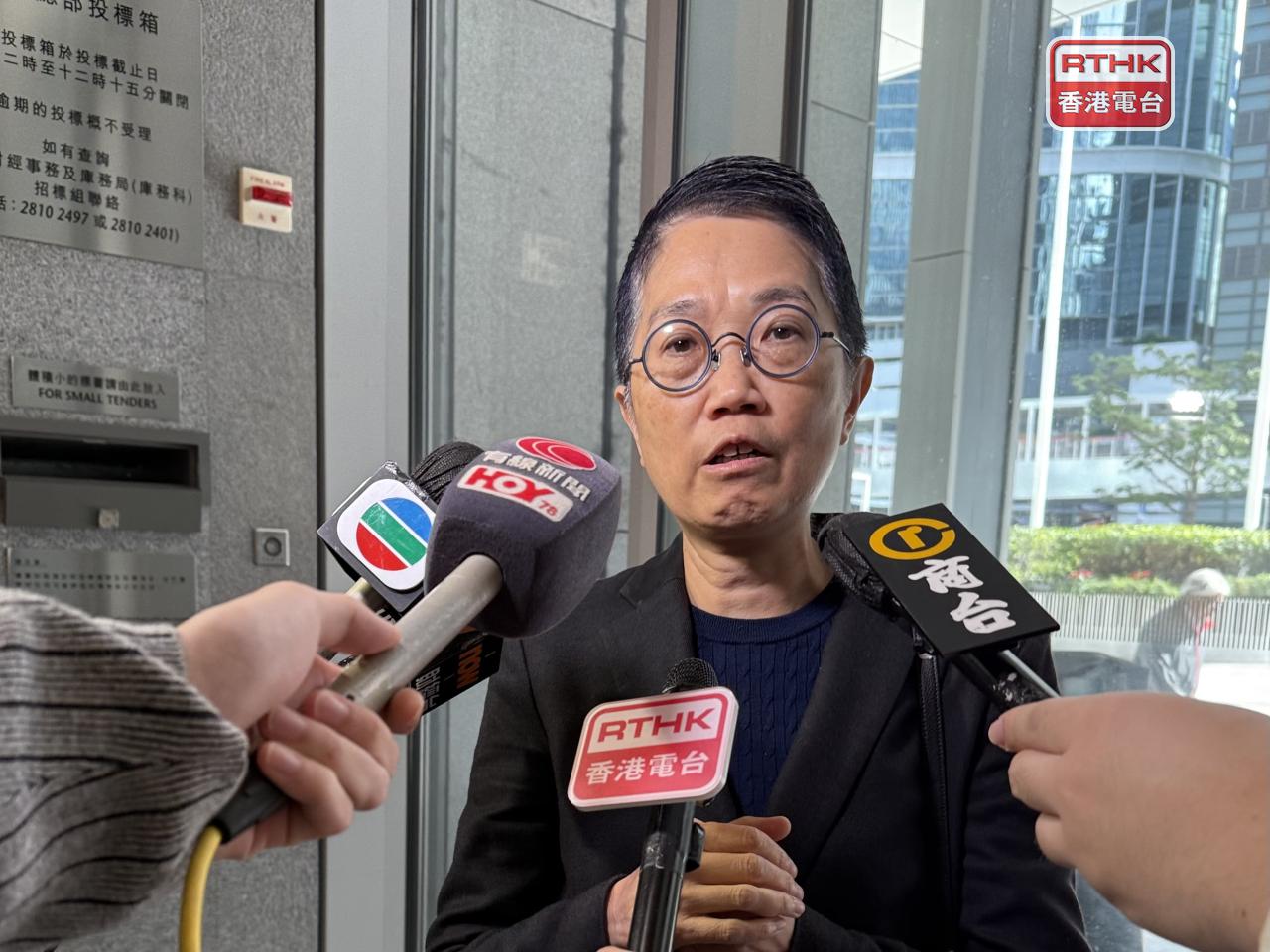 尹紫薇稱荃灣區較少新供應，往來北部都會區及市區交通方便，認為地皮位置相當好。（趙嘉駿攝）