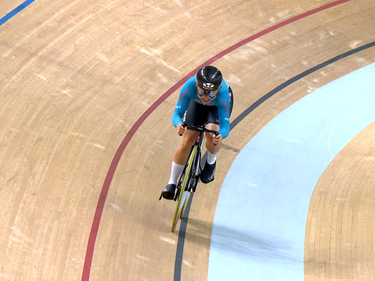 港隊楊礎搖、程嬿珊排在第17和18名，無緣晉級。