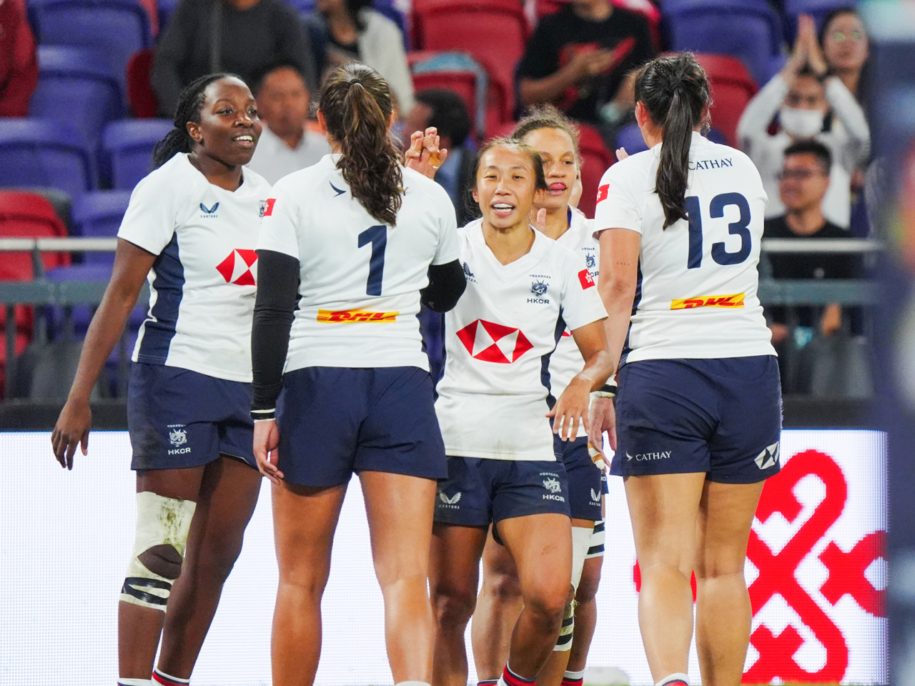 港隊於女子七欖名次賽以24比7大勝上海，取得賽事第5名。（新華社）