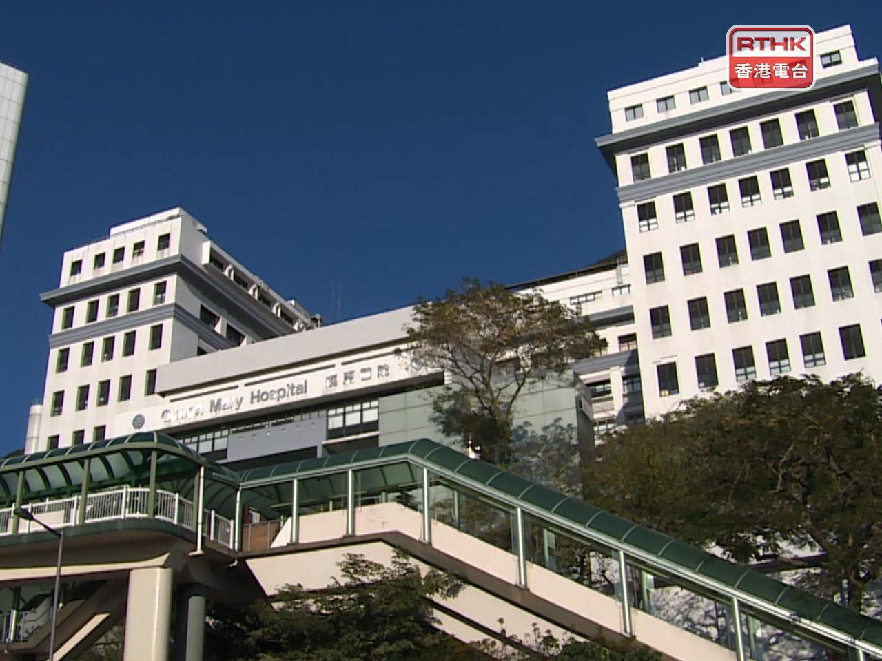 女子昏迷並送往瑪麗醫院搶救。（港台圖片）