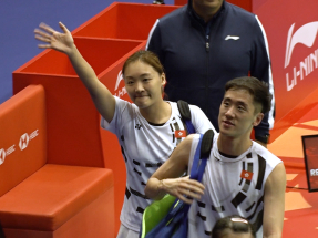 十五運會｜港隊羽毛球混雙鄧俊文和謝影雪擊敗廣東組合晉身16強