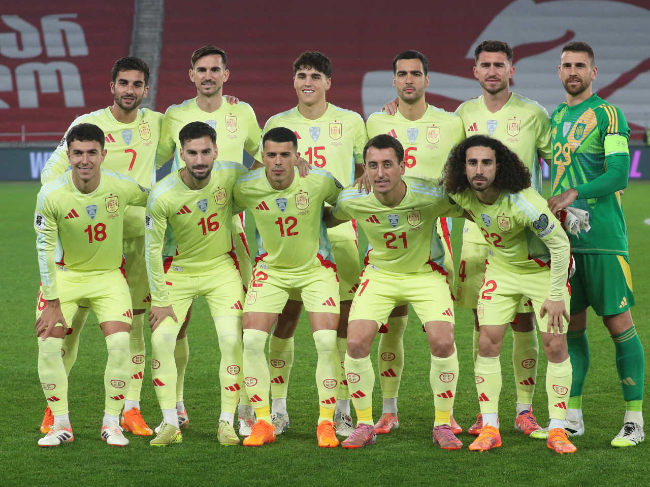 西班牙大勝格魯吉亞，但仍要等到最後一輪才知道能否直接晉級。(路透社)