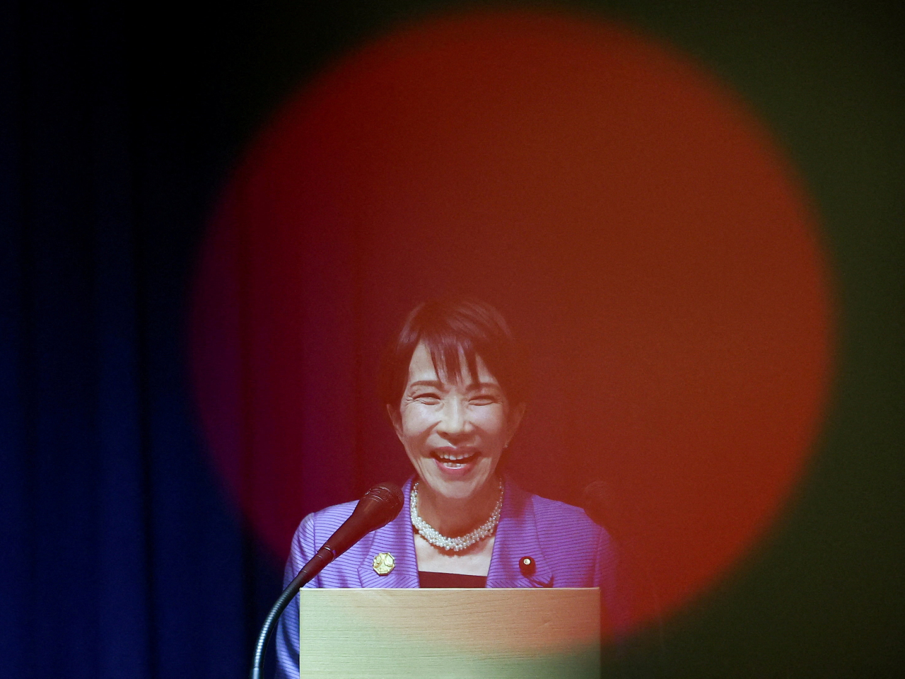 文章批評高市早苗公然發表涉台露骨挑釁言論，是日本在任首相首次明確可能武力介入台海局勢。(路透社資料圖片)