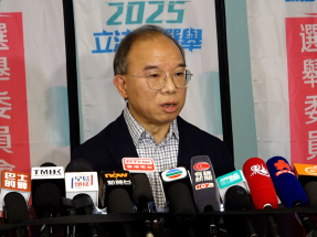 曾國衞表示，今日論壇整體安排暢順，50名候選人全部出席，顯示他們非常重視向選委介紹政綱的機會。