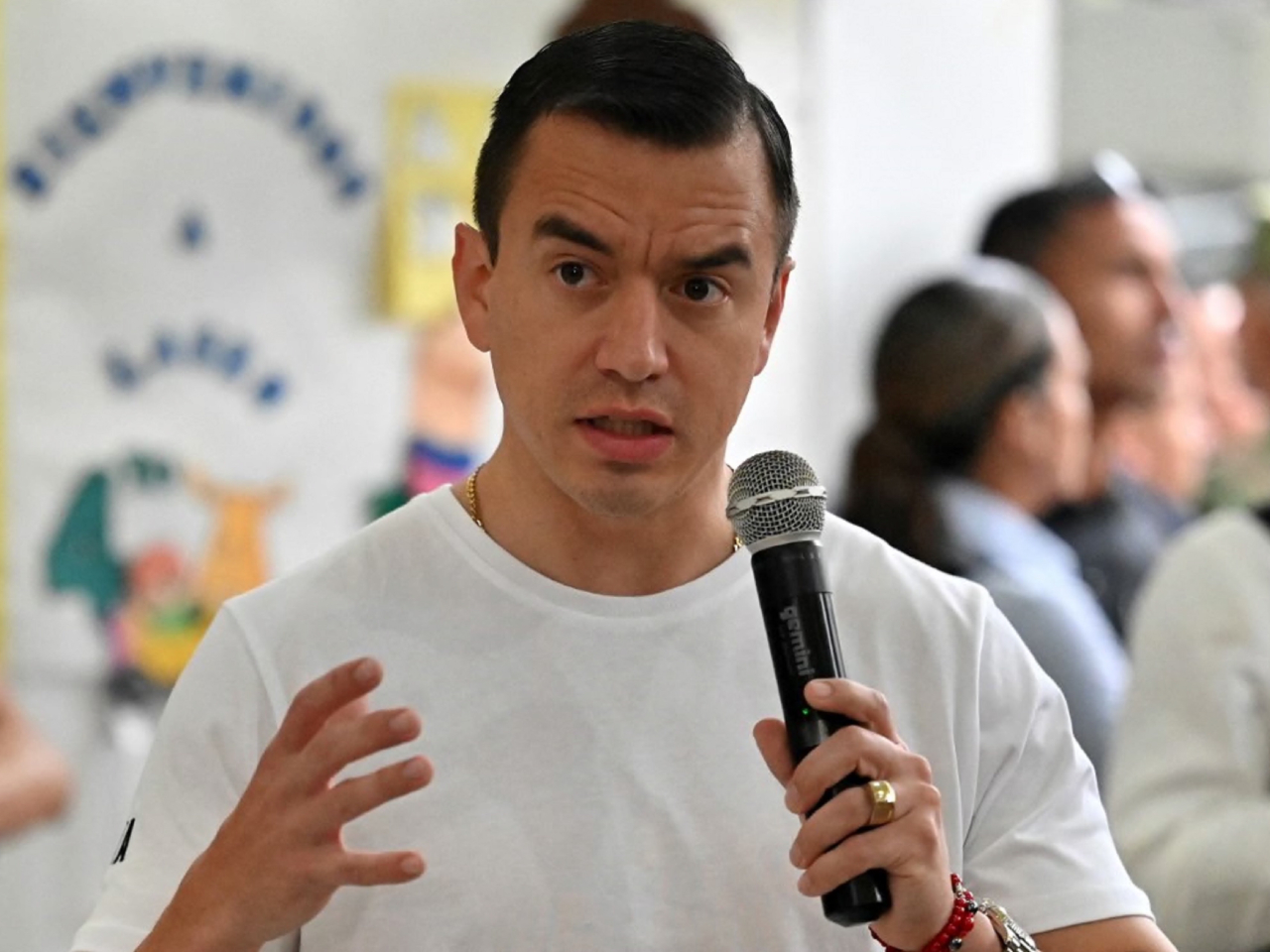 諾沃亞（圖）宣布查瓦里亞巴雷已被逮捕。（法新社）