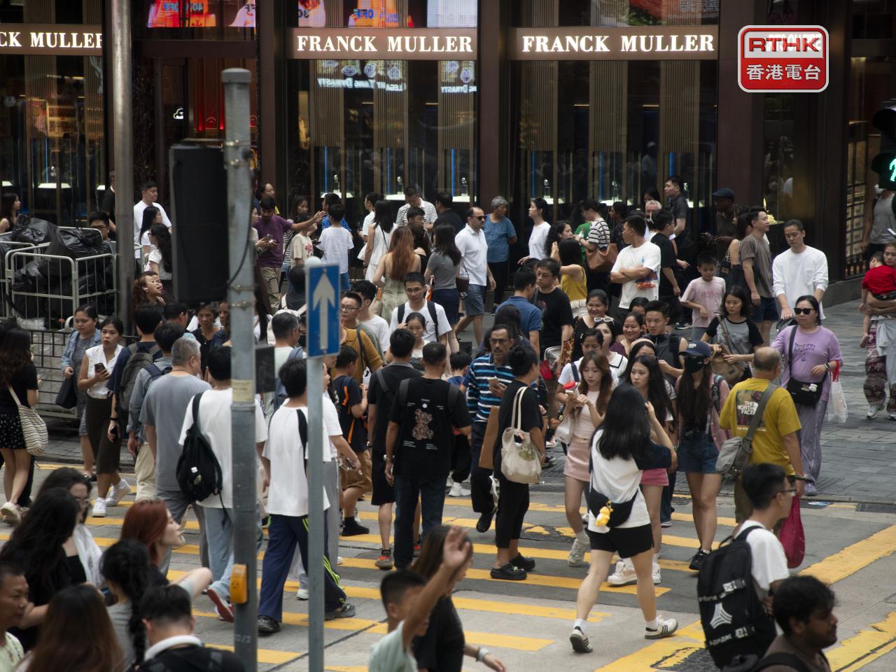 Hong Kong received some 3.5 million visitors from the mainland in October. File photo: RTHK