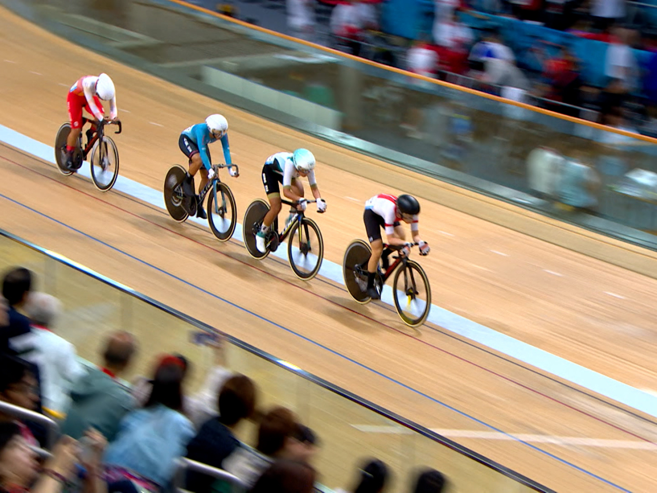 天津及遼寧車手超前主車群一次，最終排首兩名，李思穎成功衝分8次，在這項賽事得第三。