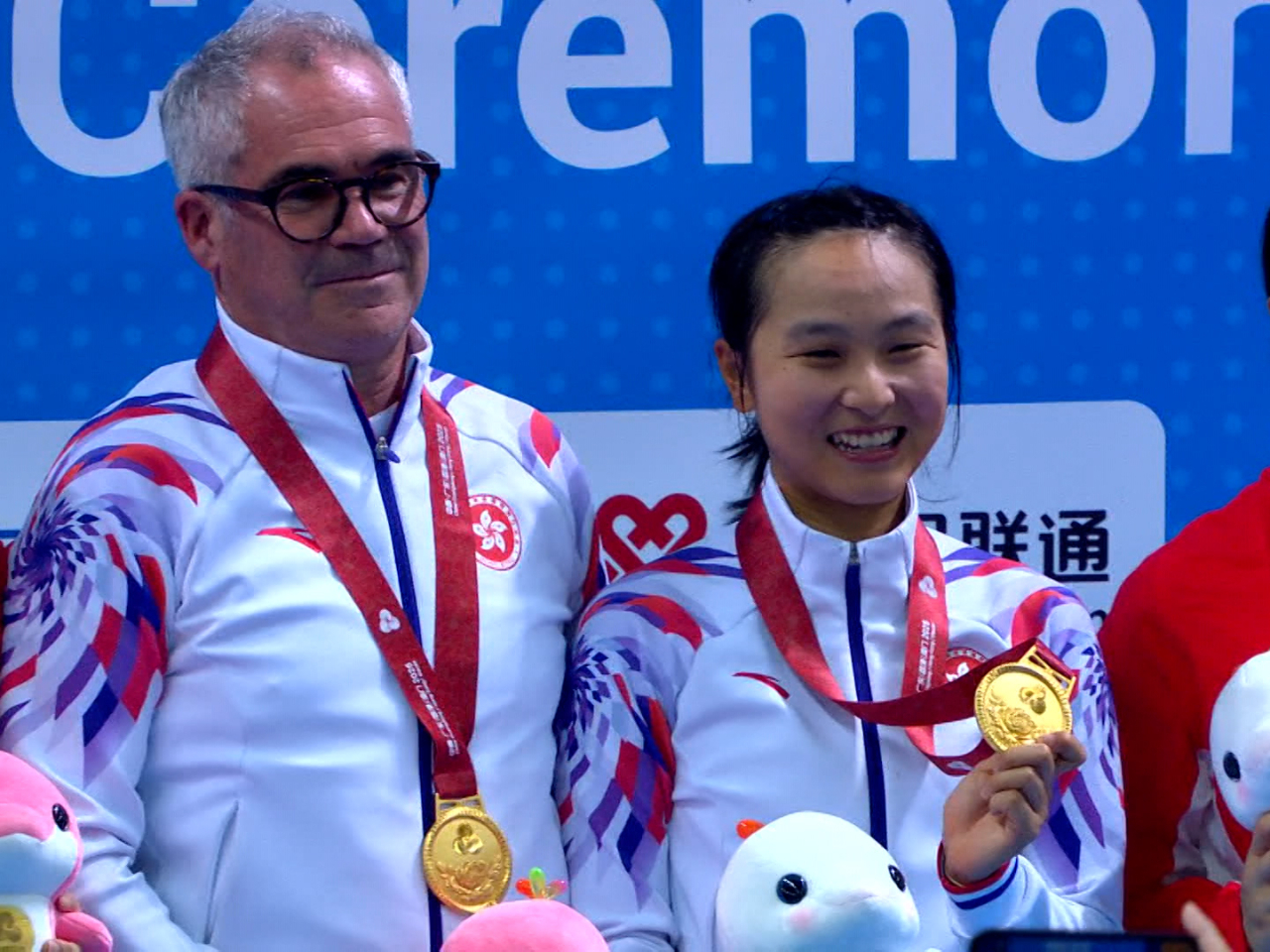 場地單車港隊代表李思穎，在十五運會女子全能賽，經過前三項比賽後排名第一，總分124分取得個人今屆全運會第三面金牌。