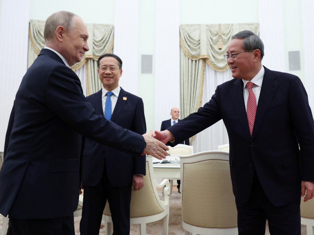 俄羅斯總統普京昨日在克里姆林宮，與中國國務院總理李強單獨會面。（路透社）