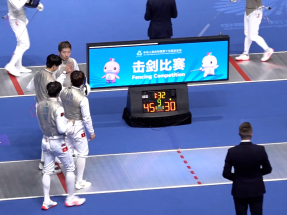 十五運會｜港隊男子花劍團體賽晉身決賽