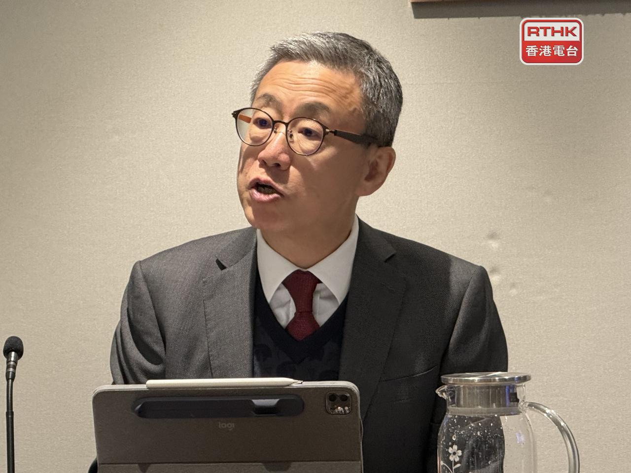 區景麟表示，香港可發揮超級聯繫人角色，協助內地的AI工具與海外監管架構接軌。（趙嘉駿攝）