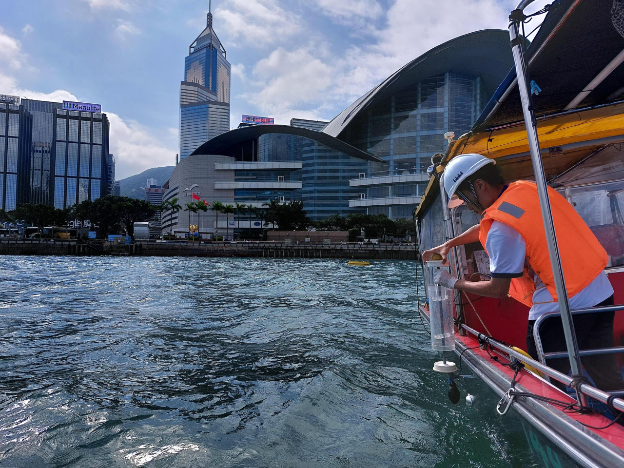 環保署運用先進智慧科技及分析水文和天氣數據，模擬預測賽道的水質及水文狀況。（政府新聞處）