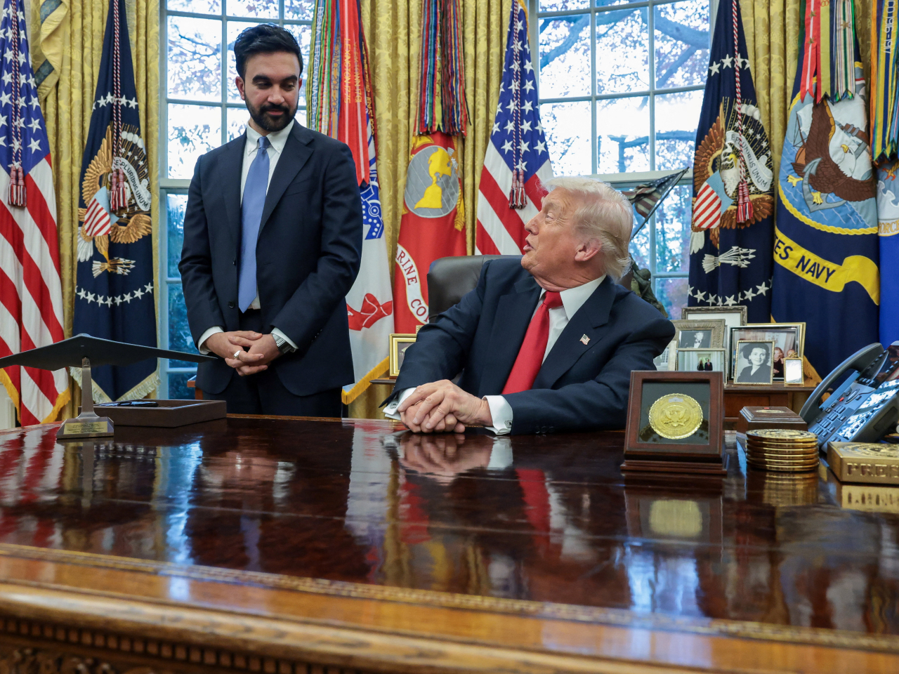 US President Donald Trump addresses New York mayor-elect Zohran Mamdani in the Oval Office. Photo: Reuters