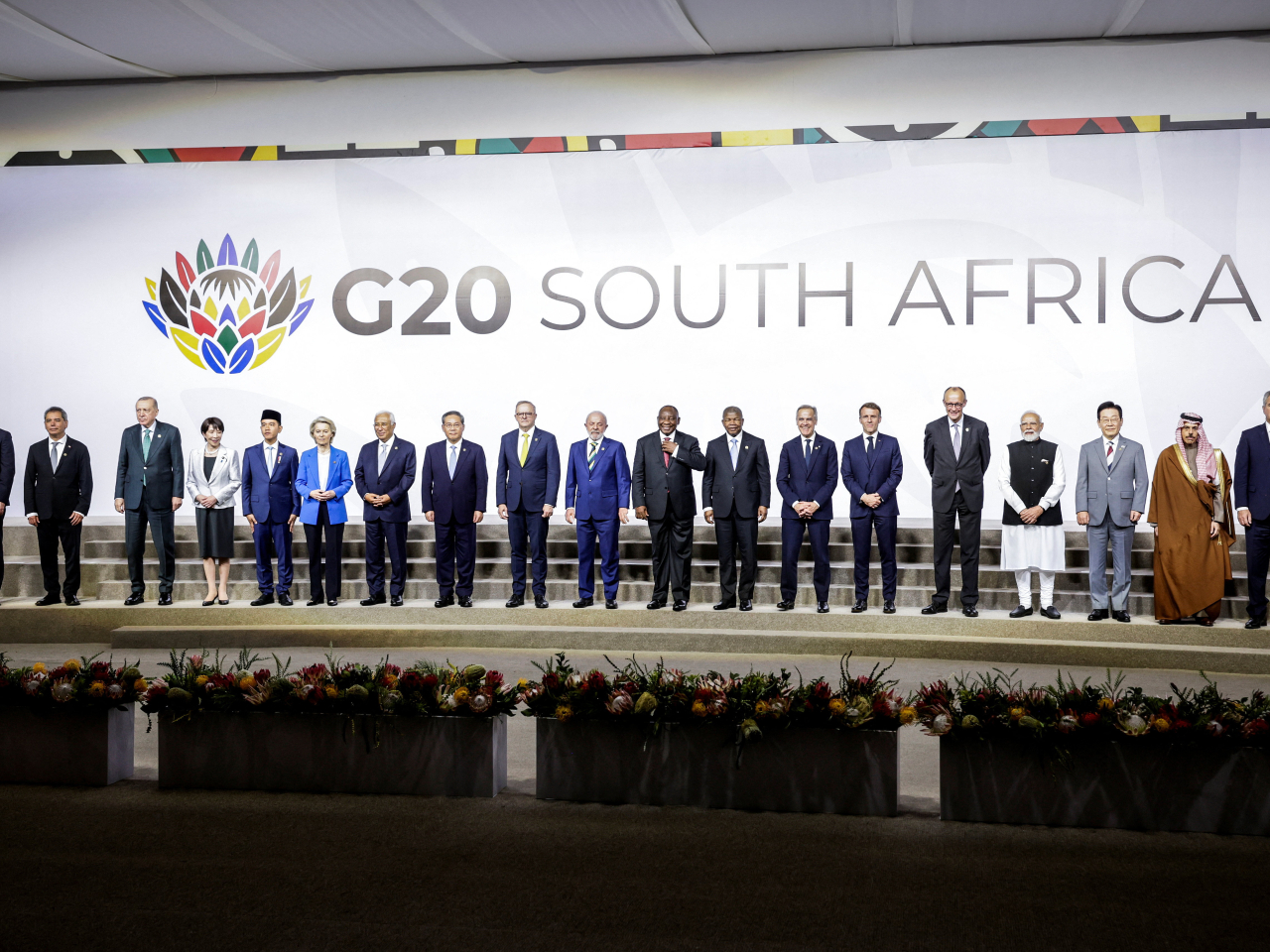 二十國集團領導人峰會在南非約翰內斯堡開幕，會議通過峰會宣言。（路透社）
