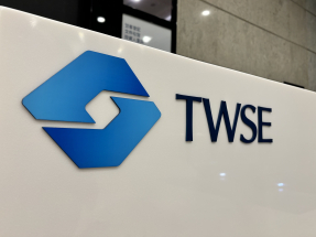 加權指數重上27000點水平，較早時報27069點，升565點，升幅2.13%。（港台圖片）