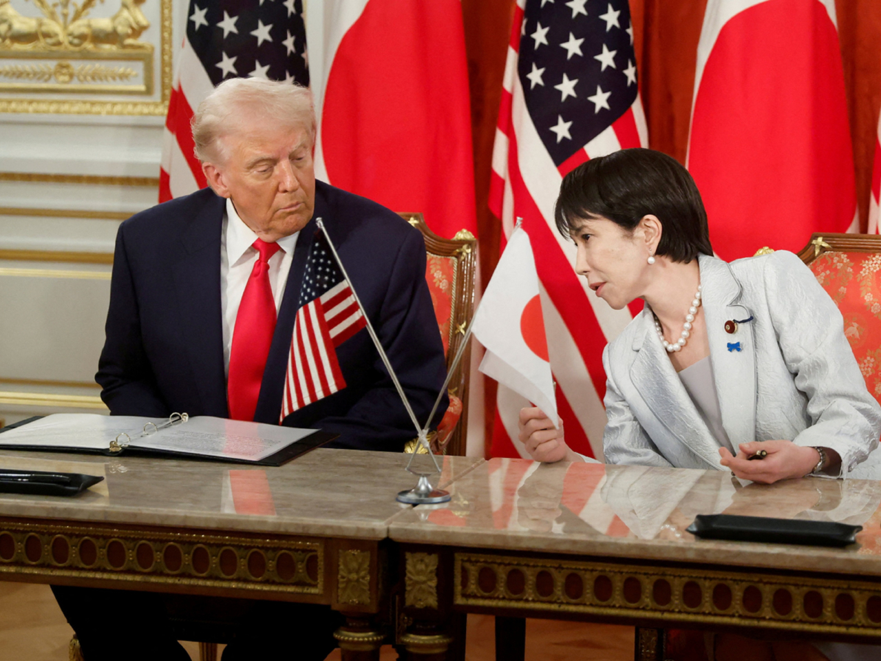 報道指特朗普要求高市早苗克制涉台言論，避免刺激中國。（路透社資料圖片）