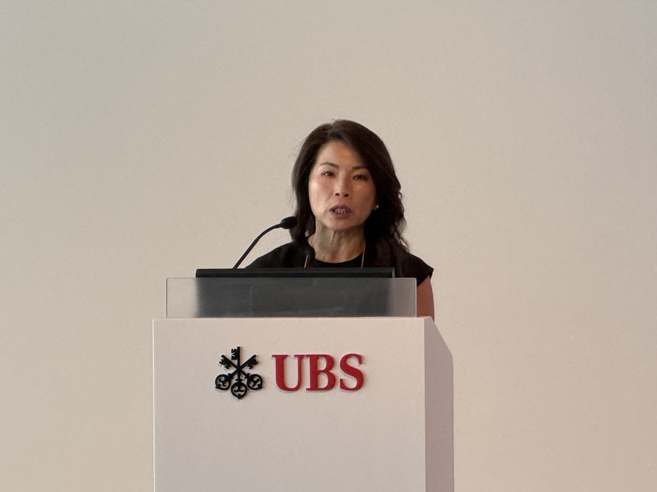 李智穎稱目前美股市盈率約23倍，較歷史高位仍有距離。（趙嘉駿攝）