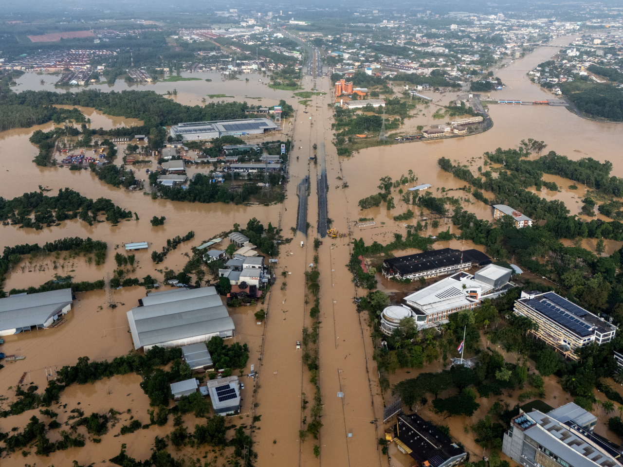 宋卡府連日水災，當地日前已進入緊急狀態。（路透社）