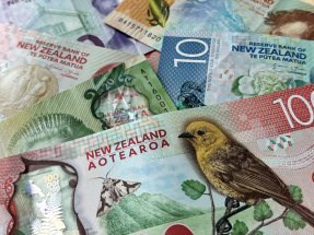 新西蘭元兌美元曾升穿0.573，創近1個月新高。（港台圖片）