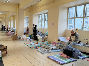 政府表示，正盡力為受宏福苑火災影響的居民提供應急住宿支援。（陳裕行攝）